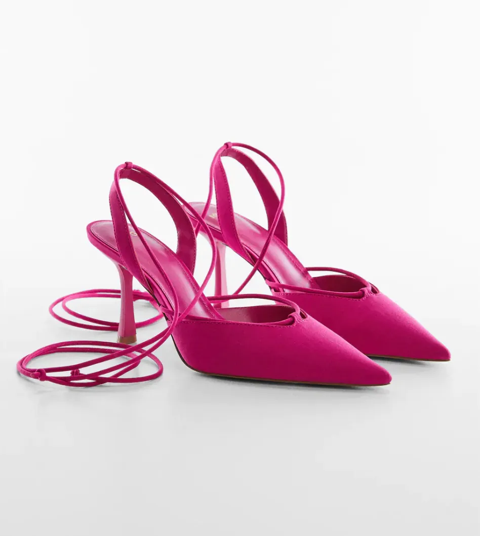 Zapatos Mujer — Botines, sandalias, bailarinas y zapatos de tacón de mujer. Talles 35 a 40.
